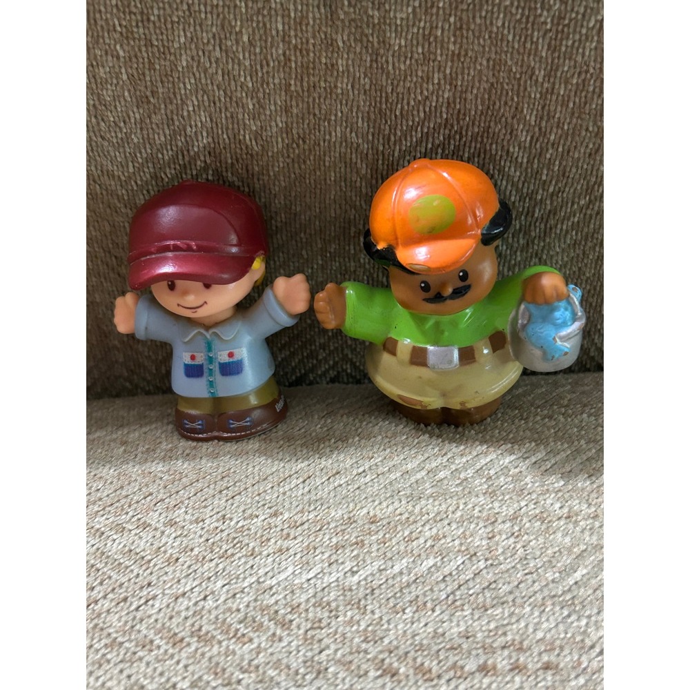 Fisher-Price Little People Figures GGT39 Fisherman Bucket and Boy in Red Hat